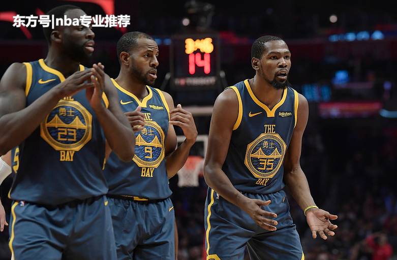  湖人主场大胜勇士，终结对手连胜势头  